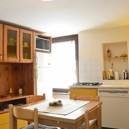 Appartamento Alloggio Ai Piedi Della Montagna Sci Trekking Arte Cir 0050 *